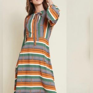 Traffic People midi dress with neck tie
